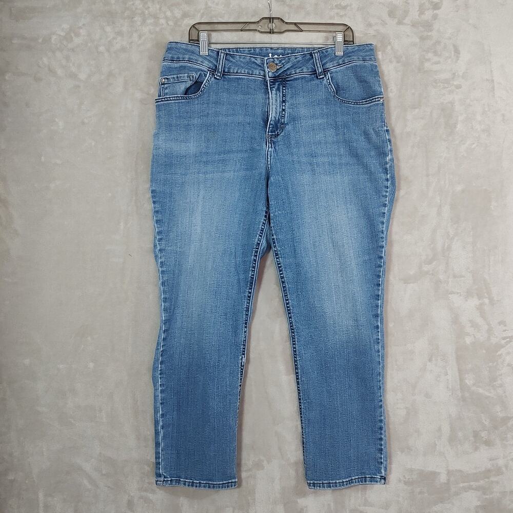 Women's Lee Regular Fit Straight Leg Blue Jeans Mid-Rise Size 16 Medium Wash EUC